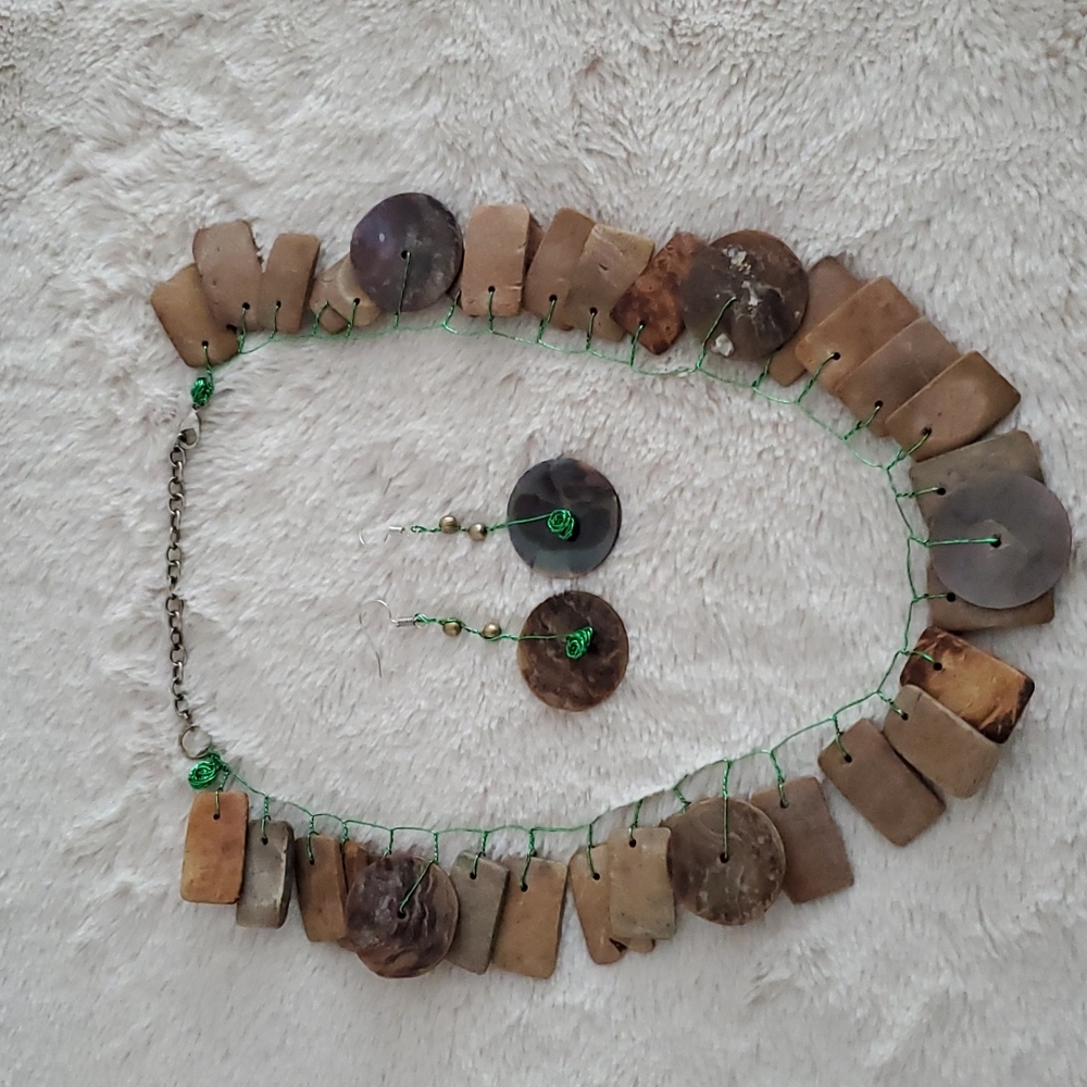 3/10 Handmade Necklace and Earrings